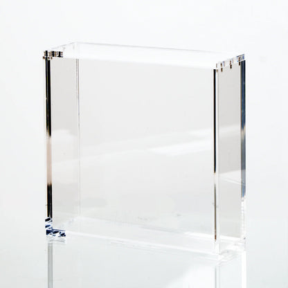 Japanische Acrylvitrine